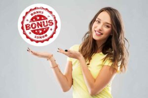 ragazza e scritta bonus