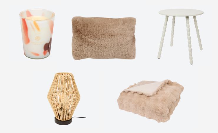 candela cuscino tavolino lampada e plaid Action